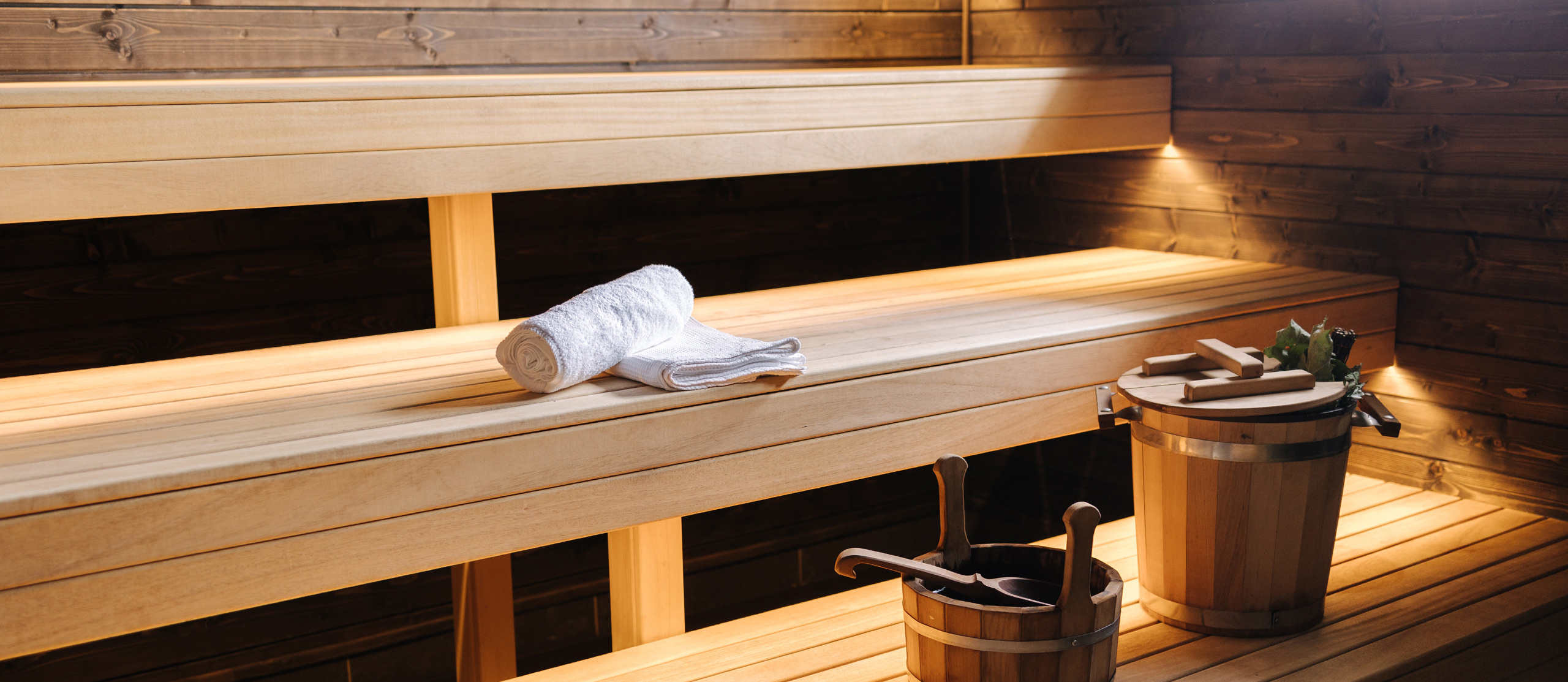 Dřevo do sauny a saunové palubky